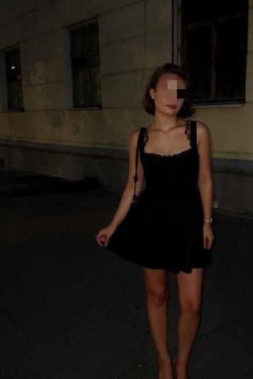 Проститутка Ксюша Инди, Питера у метро Девяткино