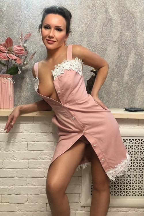 Проститутка Ирина, Питера у метро Пионерская
