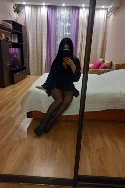 Проститутка Милана, СПб у метро Сенная площадь