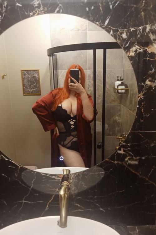 Проститутка Алина Орлова, в Питере у метро Купчино