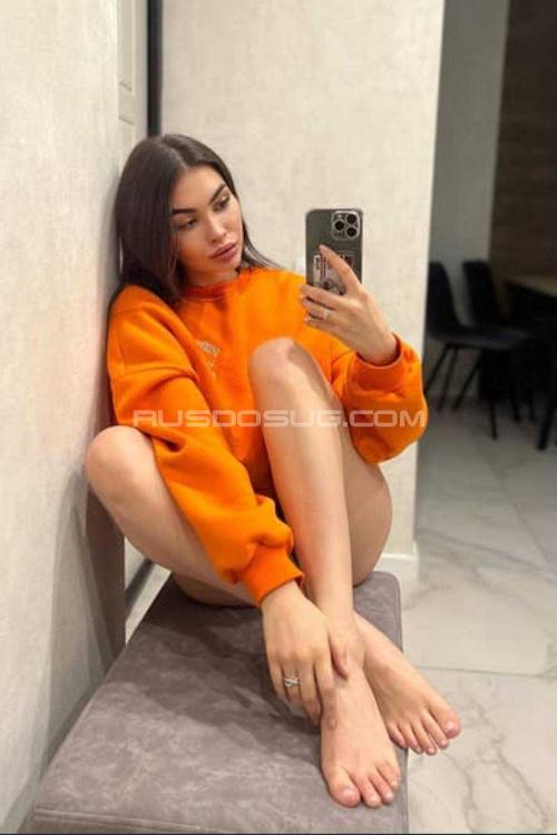 Проститутка Нина, СПб у метро Площадь Александра Невского