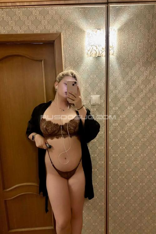 Проститутка Алина, в Питере у метро Парнас