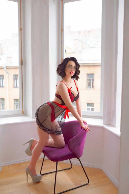 Проститутка Нина, СПб у метро Купчино