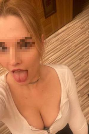 Проститутка Индивидуальный Подход, Питера у метро Пролетарская