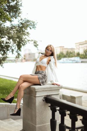 Проститутка Дана, в Питере у метро Выборгская