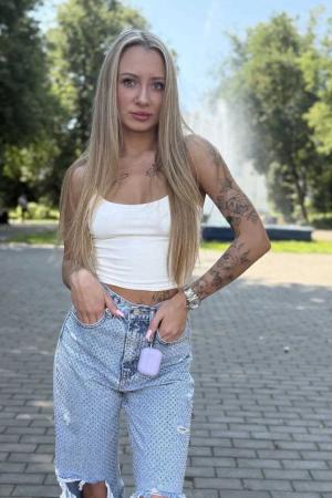 Проститутка Анюта, Питера у метро Озерки