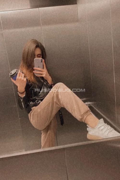 Проститутка Алина, в Москве у метро Парк Победы